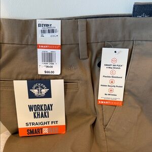 Dockers Men's Smart 360 Flex Khaki Pants - Tan